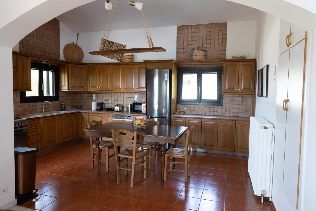 Kouvelia Country Home Luxury Villa Rental Nerotriviá Buitenkant foto