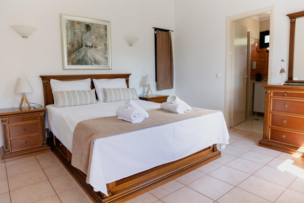 Kouvelia Country Home Luxury Villa Rental Nerotriviá Buitenkant foto