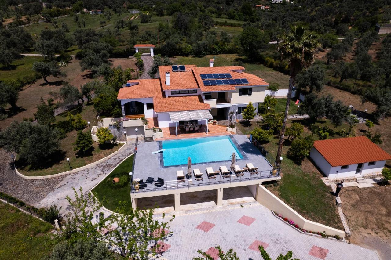 Kouvelia Country Home Luxury Villa Rental Nerotriviá Buitenkant foto