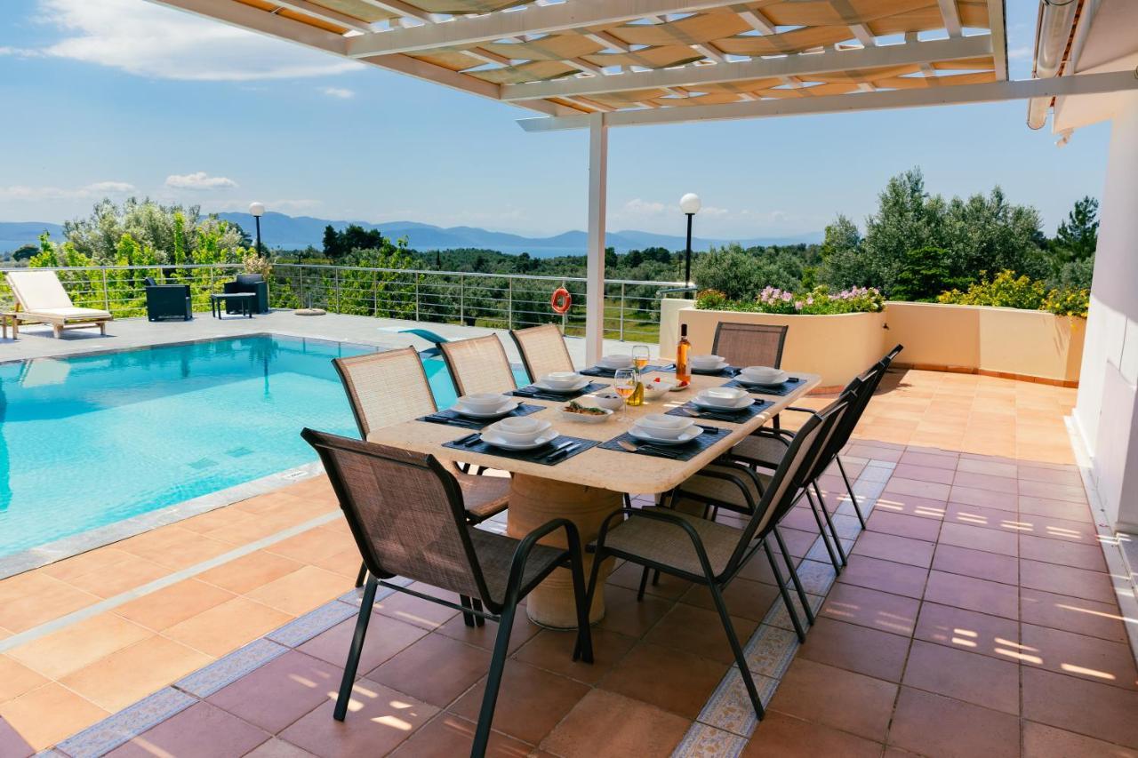 Kouvelia Country Home Luxury Villa Rental Nerotriviá Buitenkant foto