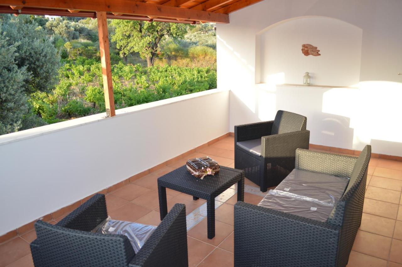 Kouvelia Country Home Luxury Villa Rental Nerotriviá Buitenkant foto